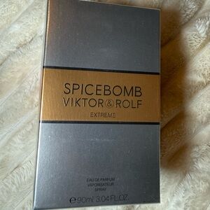 Viktor & Rolf Spicebomb Extreme - Gray & Gold Packaging + Infrared 2 for 1 deal
